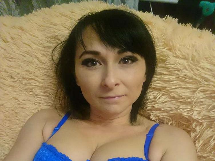 I may not be perfect but some parts of me are pretty awesome
Simple and fun is the new extravagant. I am able to seduce you without taking any clothes off. Who is in here to try? Funny, flirty and ready to enjoy every good time